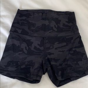 Lululemon align shorts 4 inch